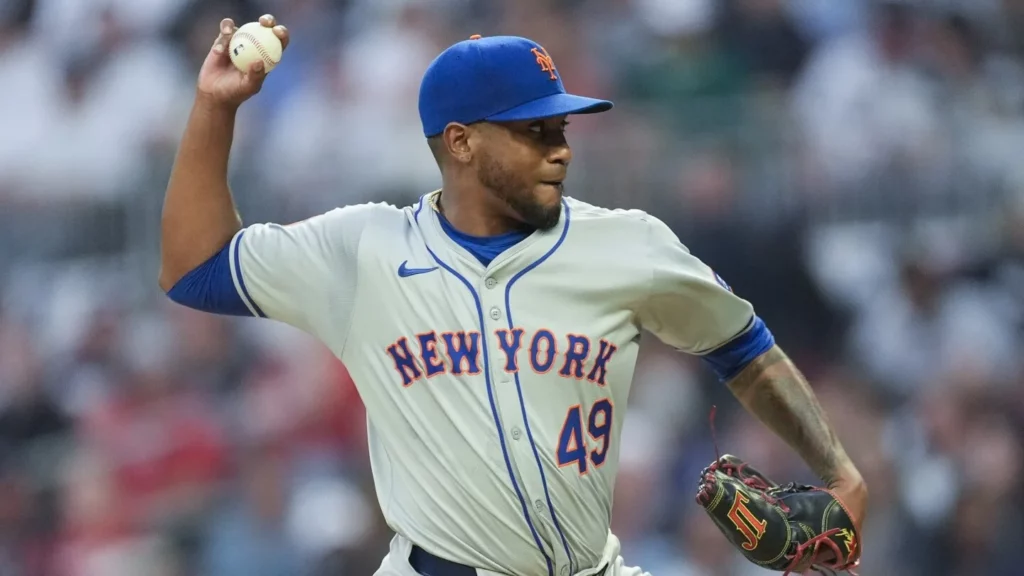 Mets’ Roster Shuffles: High Cost for Short Stints
